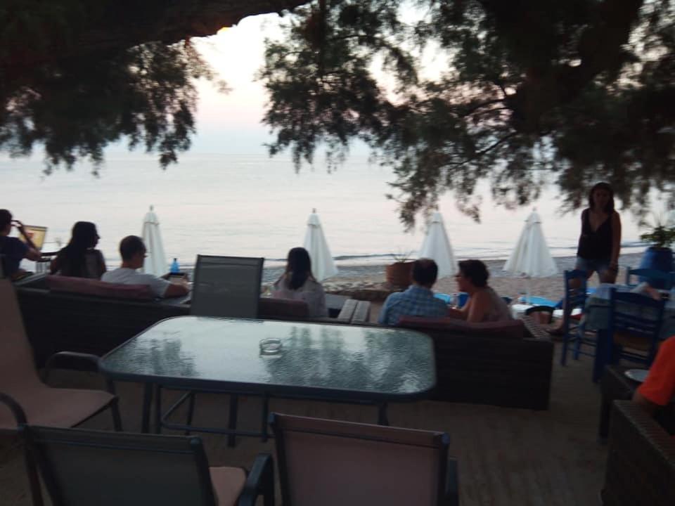 Beachfront Apartment Kato Káto Zákros Kültér fotó