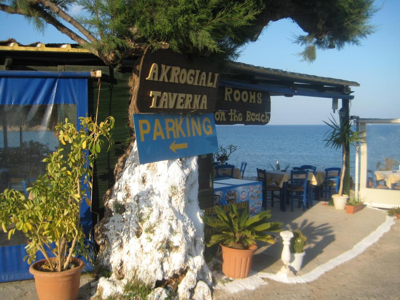 Beachfront Apartment Kato Káto Zákros Kültér fotó